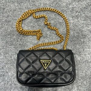 GUESS Black Quilted Crossbody with Gold Chain Strap T0084